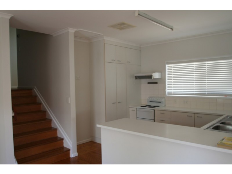 5 Michelle Place, Emerald QLD 4720