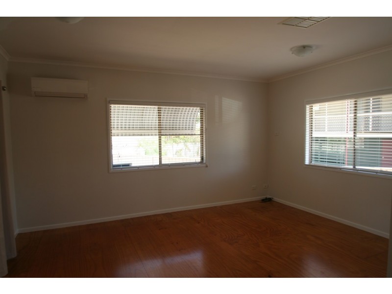 5 Michelle Place, Emerald QLD 4720