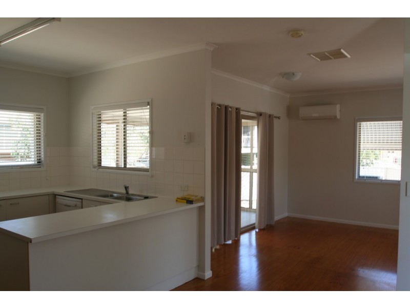 5 Michelle Place, Emerald QLD 4720