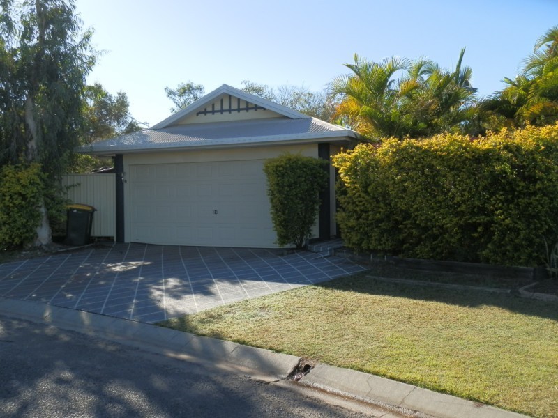 24 Cowan Crescent, Emerald QLD 4720