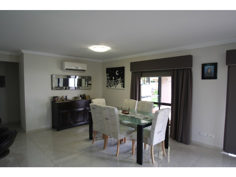 4 Highland Court, Emerald QLD 4720