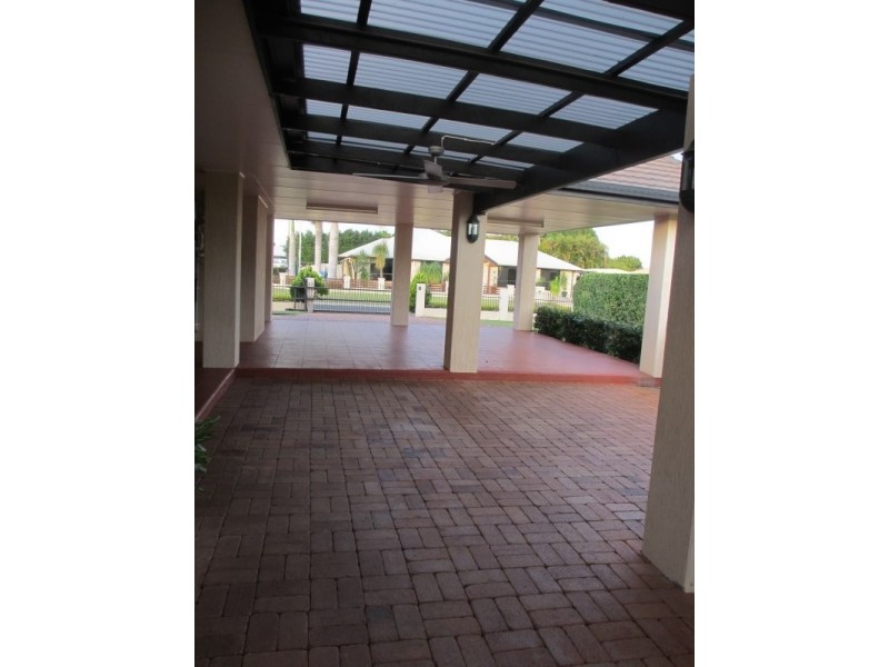 5 Dodd Drive, Emerald QLD 4720