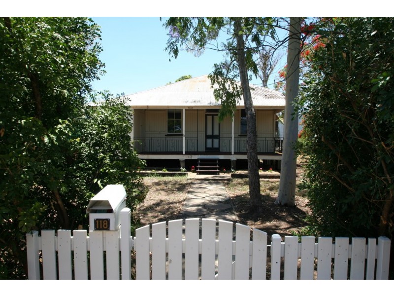 118 Borilla  Street, Emerald QLD 4720