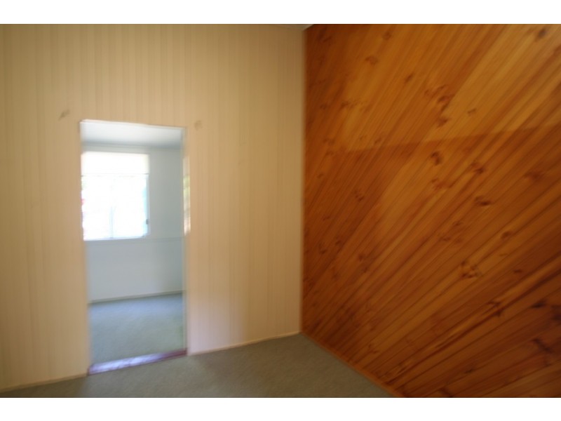 118 Borilla  Street, Emerald QLD 4720