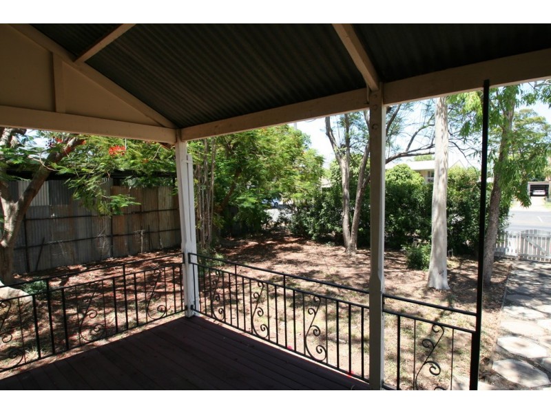 118 Borilla  Street, Emerald QLD 4720