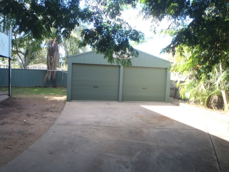 5 Edwards Place, Emerald QLD 4720