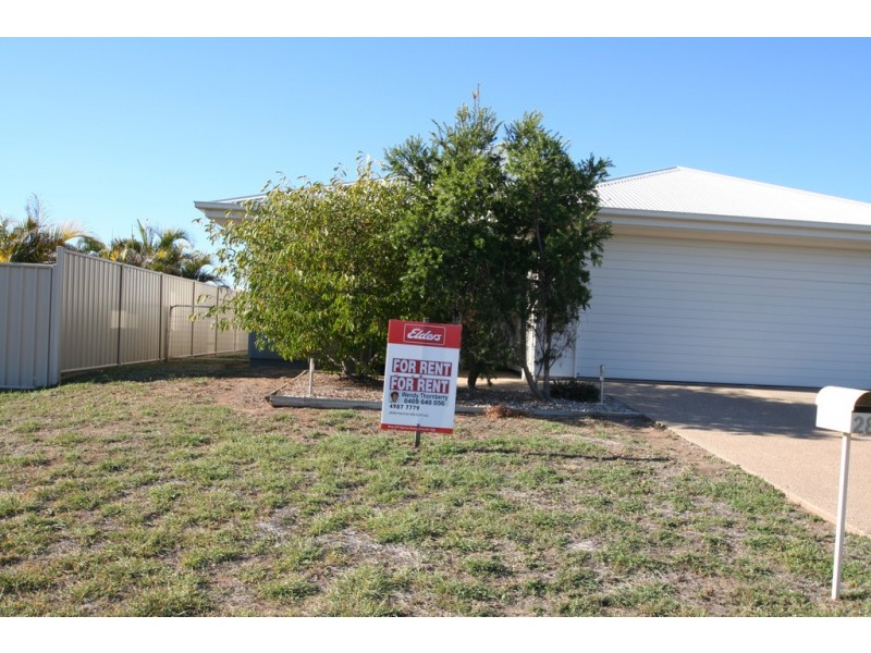 1/28 Lakeside Drive, Emerald QLD 4720