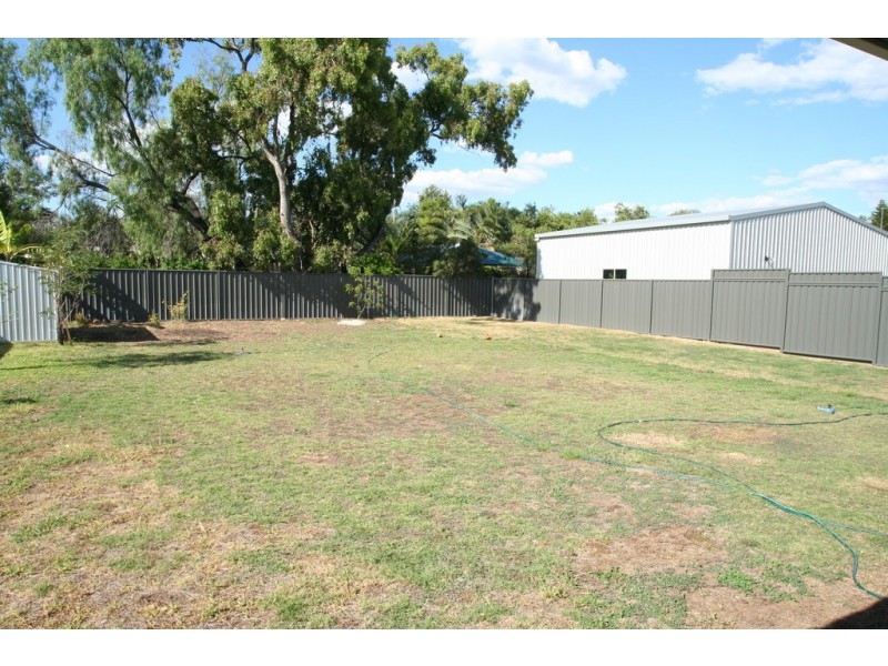 25 Newman Drive, Emerald QLD 4720