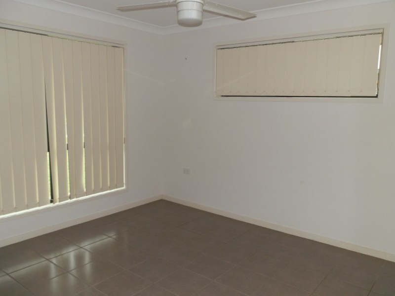 4 Guy Street, Emerald QLD 4720