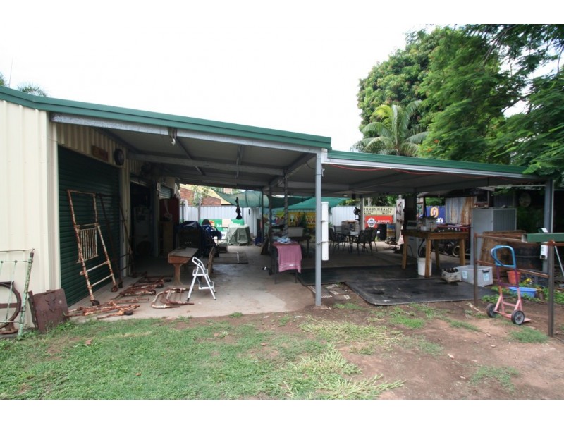 2 Pill Street, Emerald QLD 4720