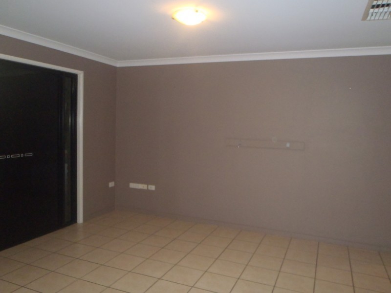 37 Andrews Road, Emerald QLD 4720