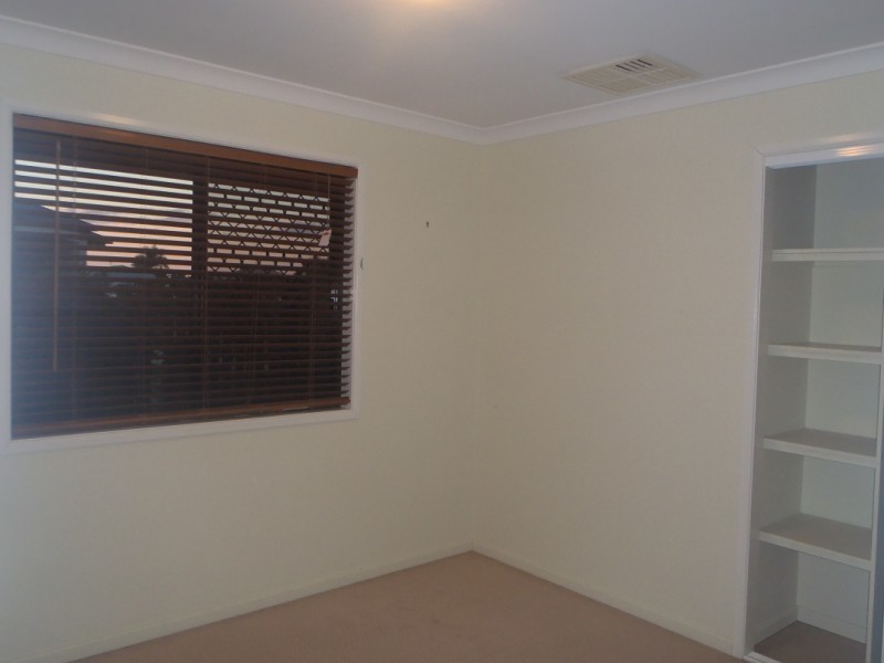 37 Andrews Road, Emerald QLD 4720