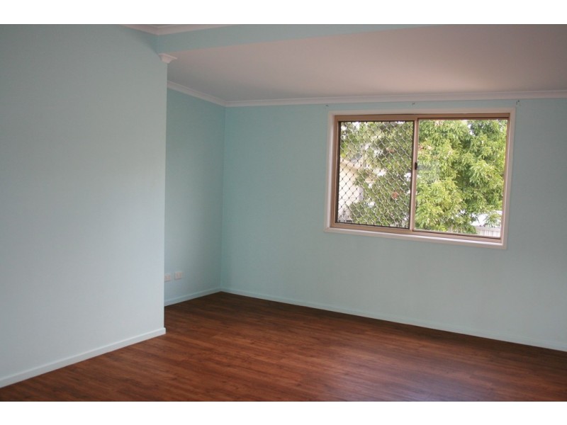 8 Egan Street, Emerald QLD 4720