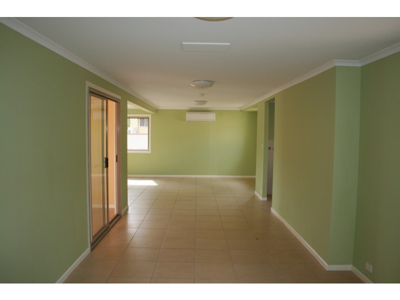 8 Egan Street, Emerald QLD 4720