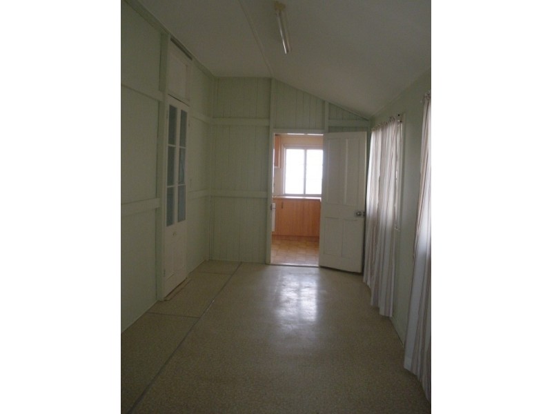 57 Charles Street, Springsure QLD 4722