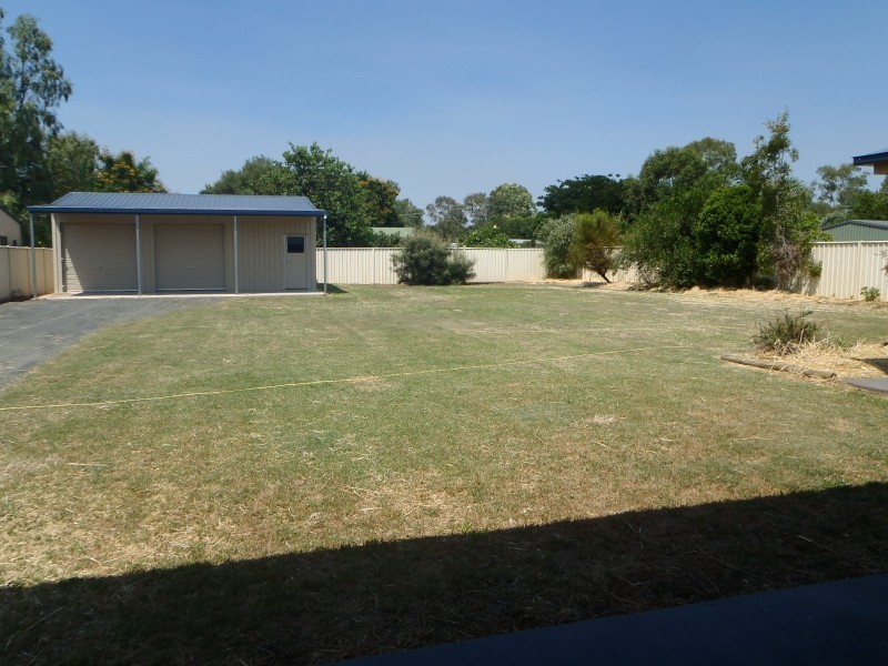 3 Russ Layton Drive, Emerald QLD 4720
