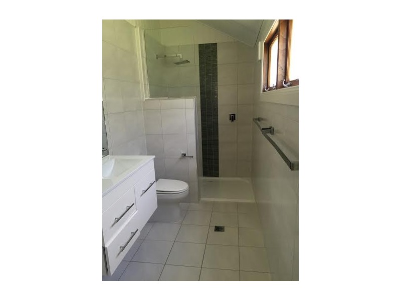 4 Little Street, Emerald QLD 4720