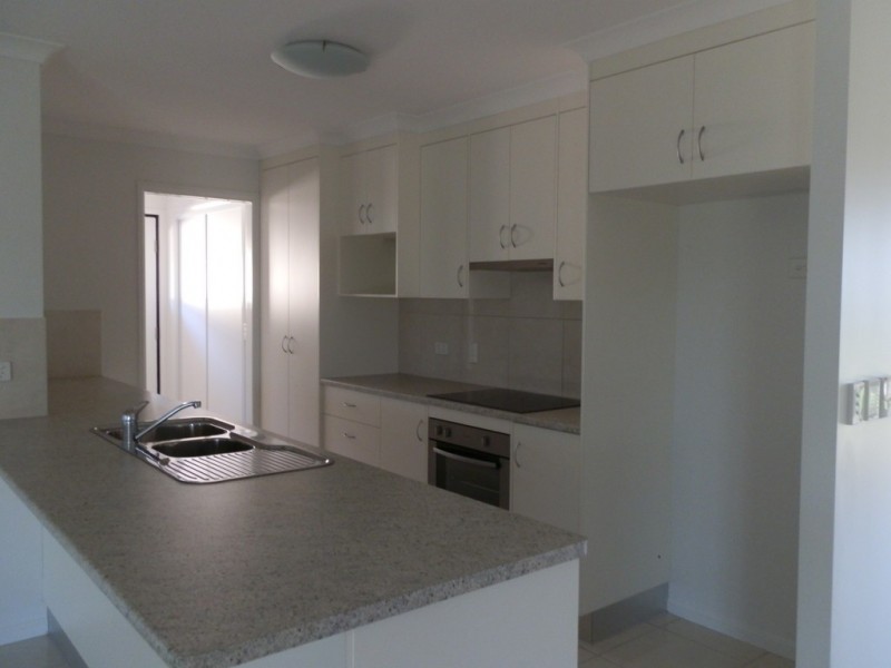 3 Sewell Street, Emerald QLD 4720