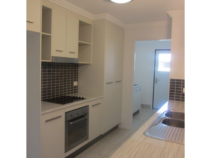 63 Lakeside Drive, Emerald QLD 4720