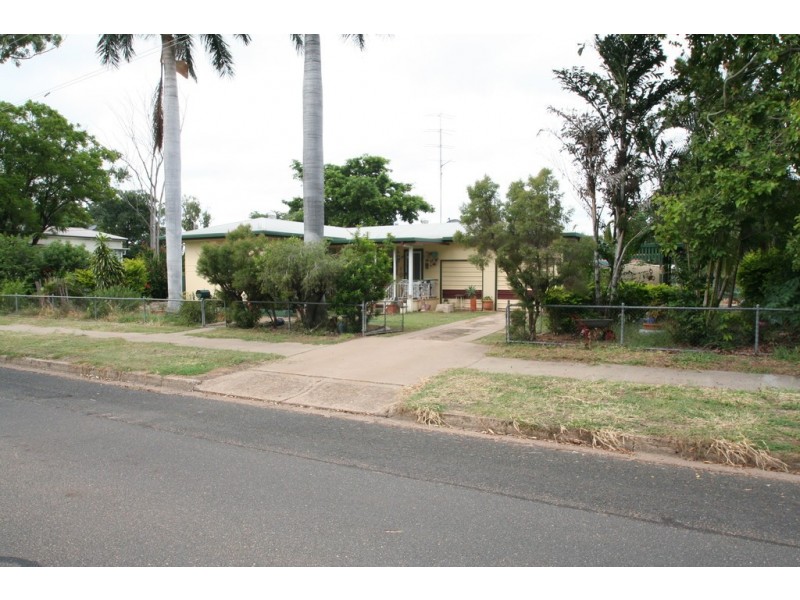 58 Theresa Street, Emerald QLD 4720