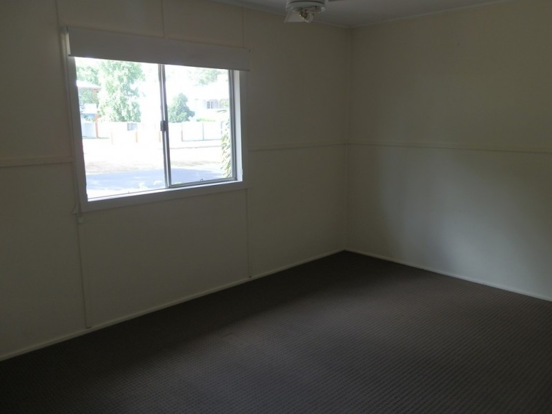 58 Theresa Street, Emerald QLD 4720