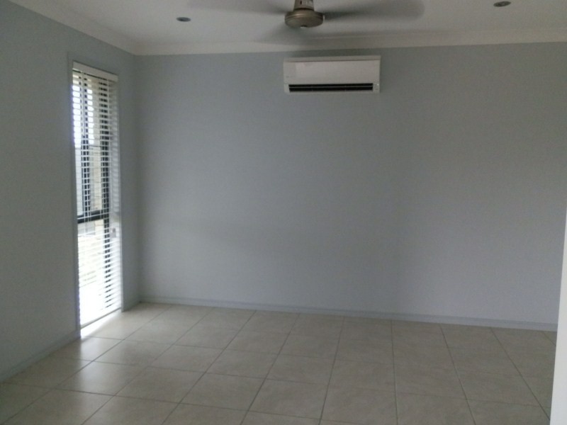 30 Scenic Drive, Emerald QLD 4720