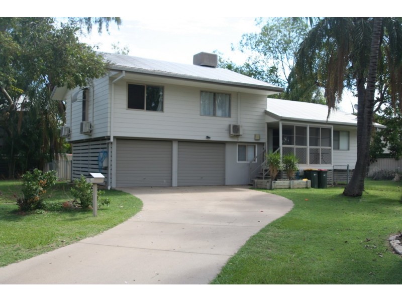 5 Michelle Place, Emerald QLD 4720