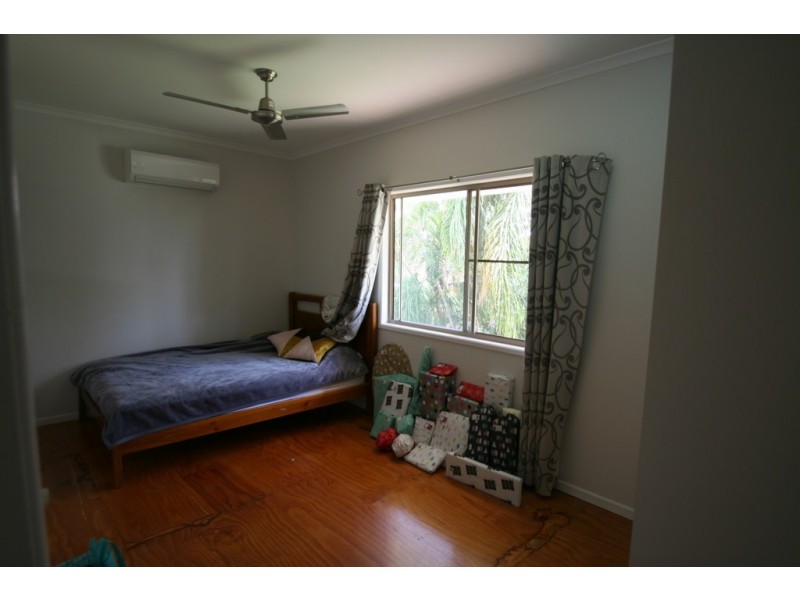 5 Michelle Place, Emerald QLD 4720