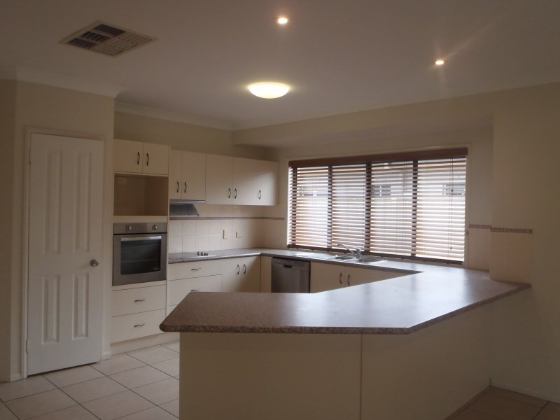 24 Haswell Street, Emerald QLD 4720