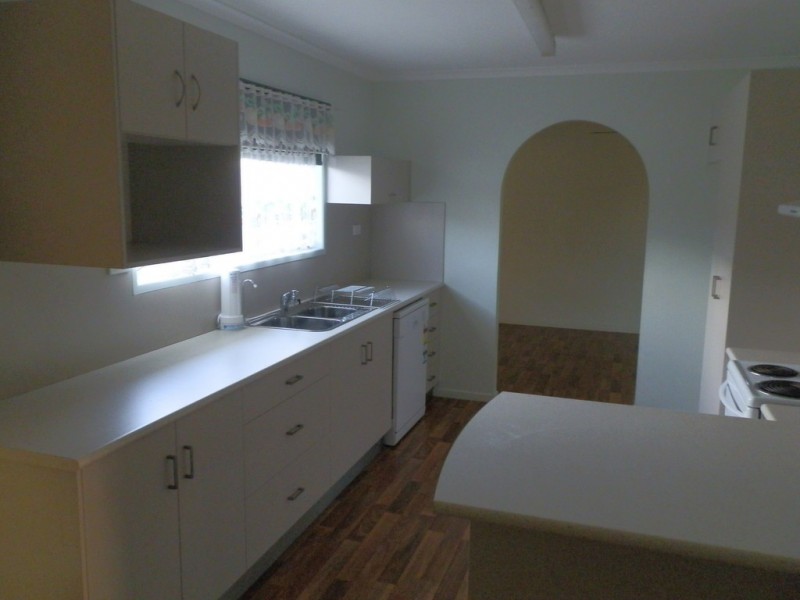 13 Roberts Street, Emerald QLD 4720