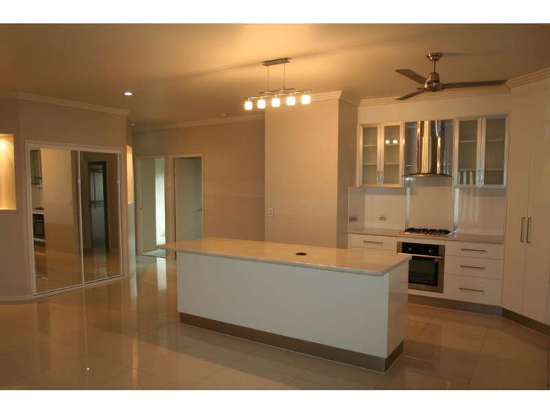 14a Coldstream Street, Emerald QLD 4720