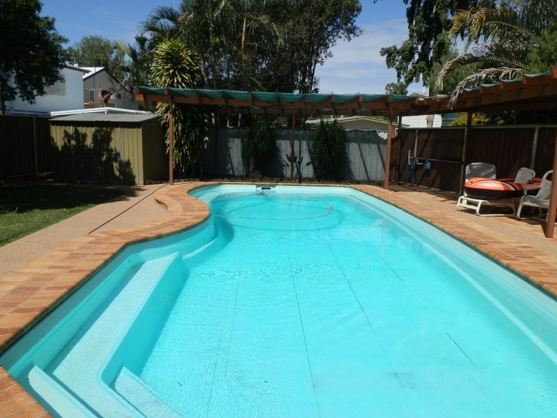 114 Harris Street, Emerald QLD 4720