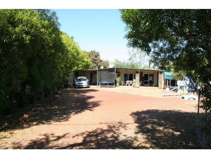 26 Old Crossing Road, Sapphire QLD 4702
