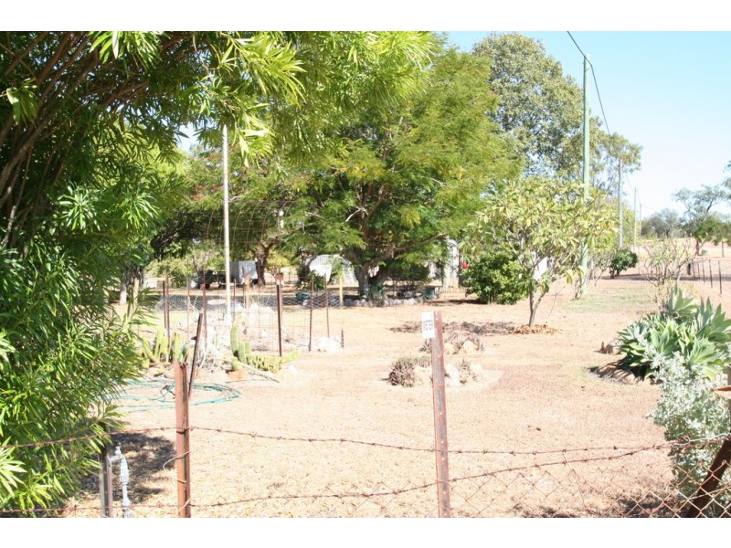 26 Old Crossing Road, Sapphire QLD 4702