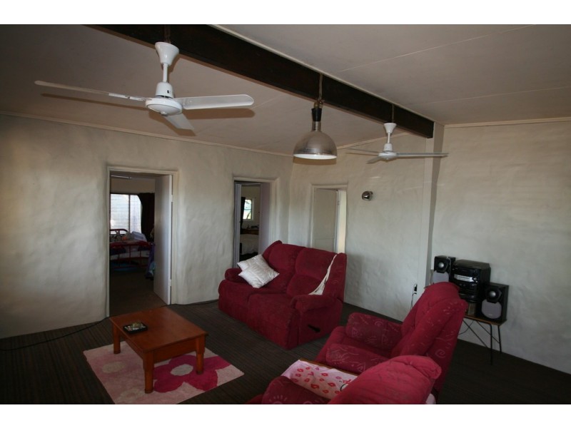 26 Old Crossing Road, Sapphire QLD 4702