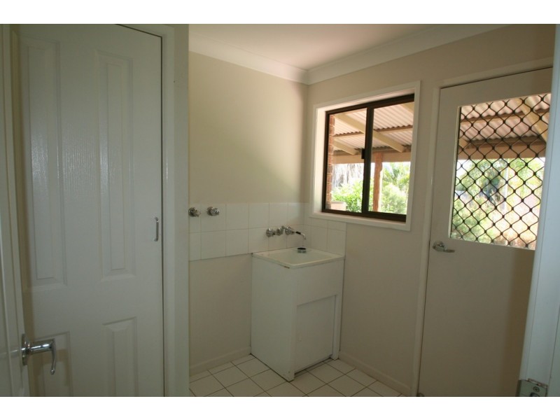 7 Gilbert Place, Emerald QLD 4720