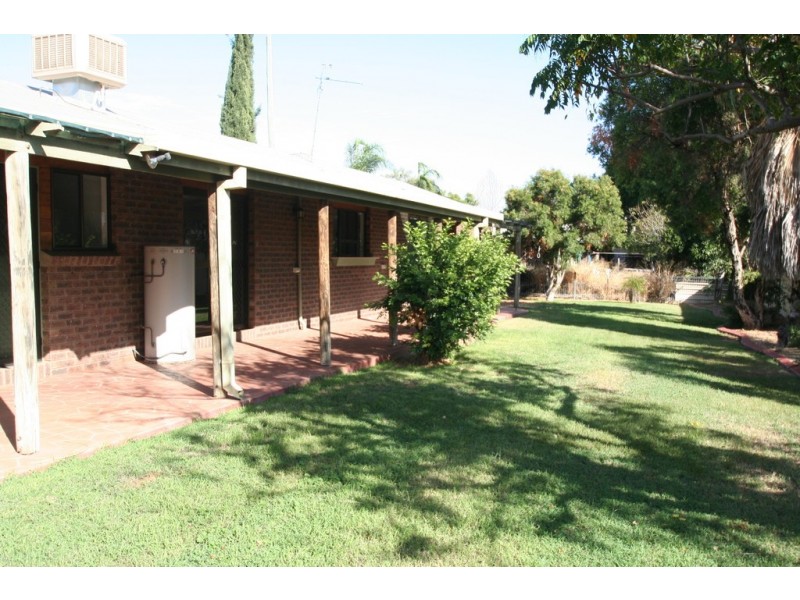 7 Gilbert Place, Emerald QLD 4720