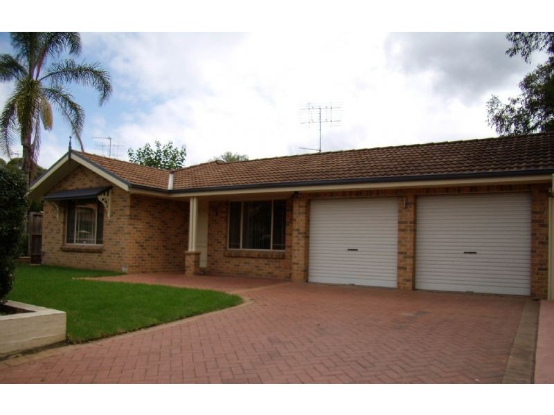 17 Marcus Clarke Crescent, Glenmore Park NSW 2745