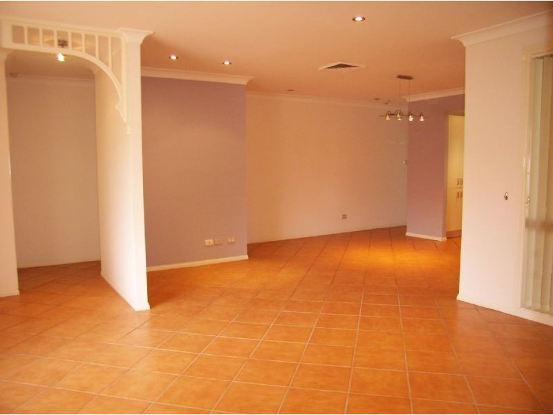 17 Marcus Clarke Crescent, Glenmore Park NSW 2745