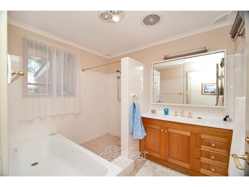 11 Coronation Grove, Cambridge Gardens NSW 2747