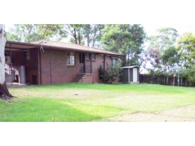 2 Moorehead Avenue, Silverdale NSW 2752