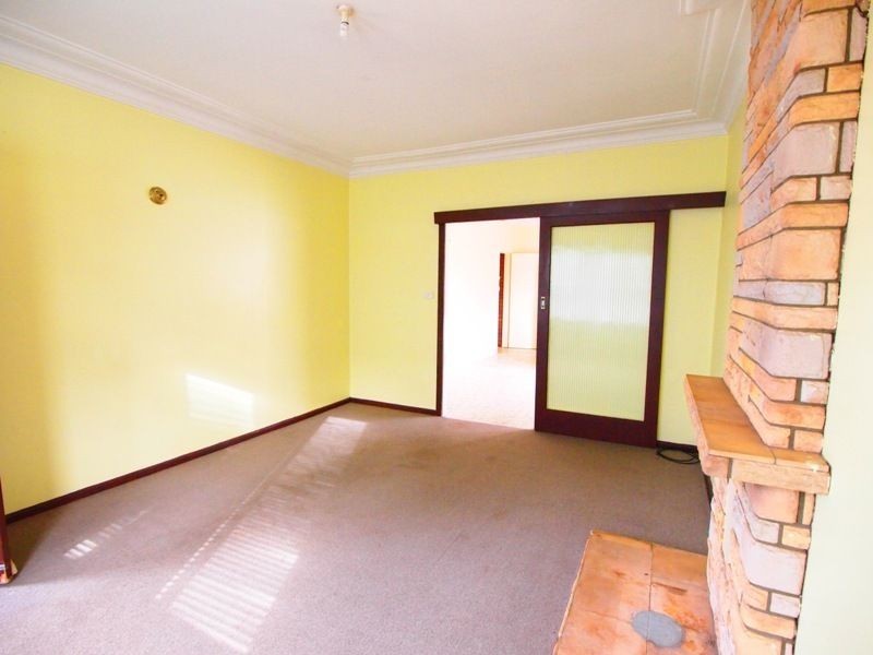 12 Gibbes Street, Regentville NSW 2745