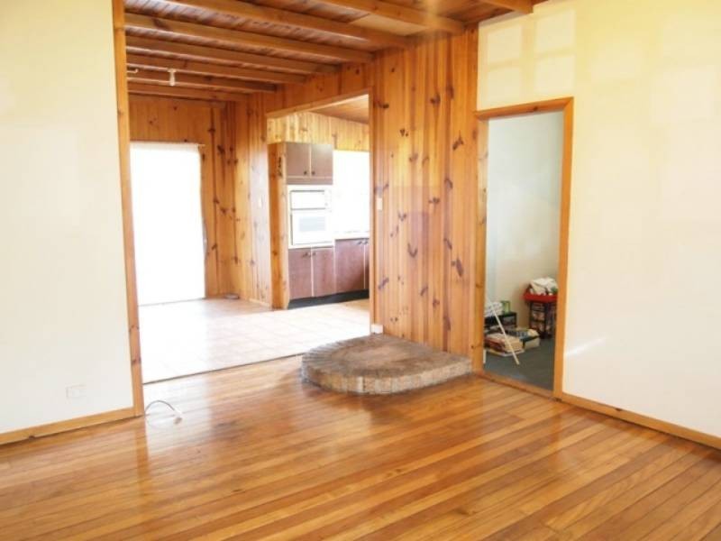 72 Third Street, Warragamba NSW 2752