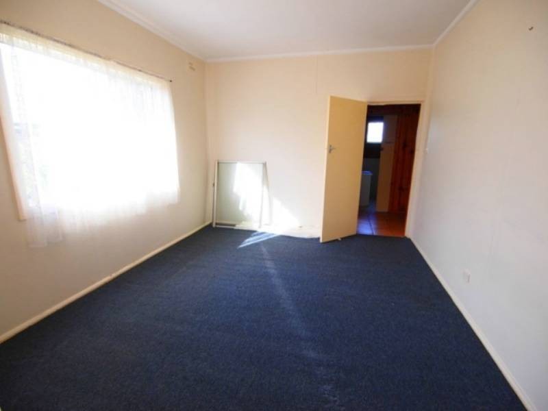 72 Third Street, Warragamba NSW 2752