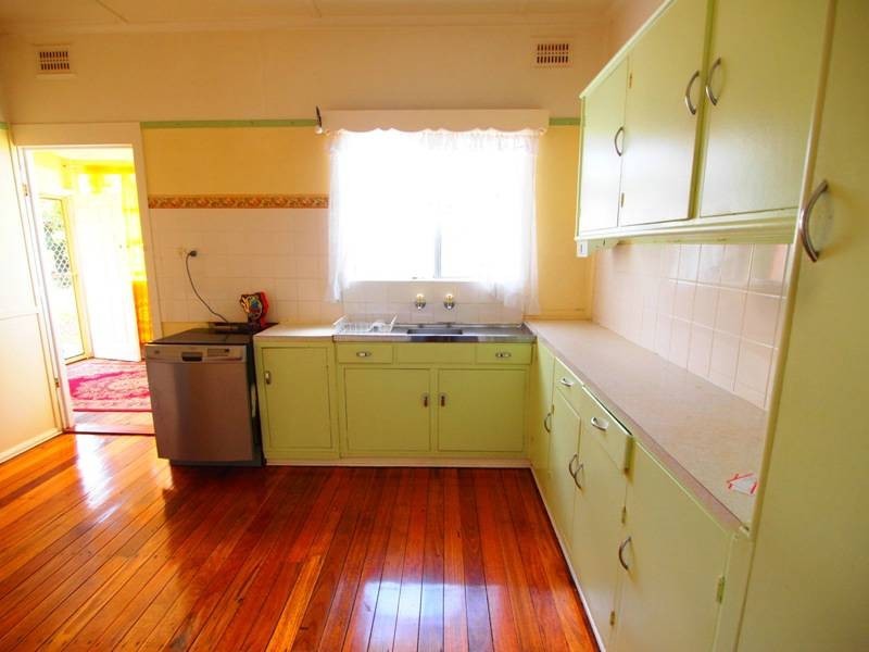 61 Third Street, Warragamba NSW 2752