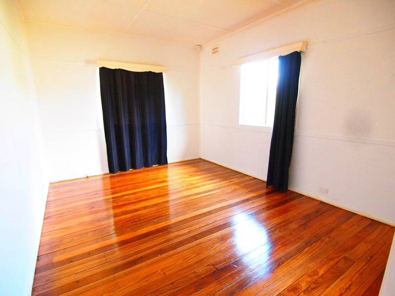 61 Third Street, Warragamba NSW 2752