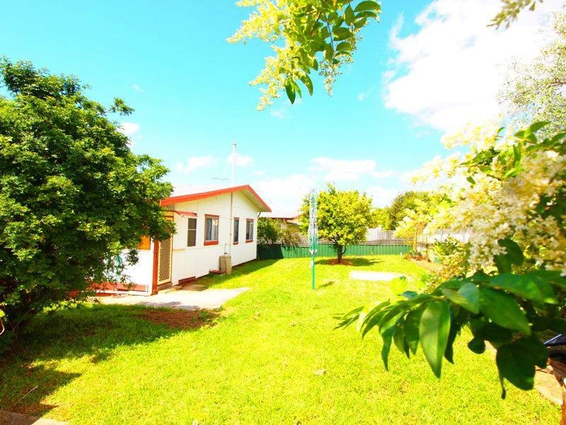 61 Third Street, Warragamba NSW 2752