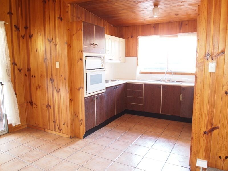 72 Third Street, Warragamba NSW 2752