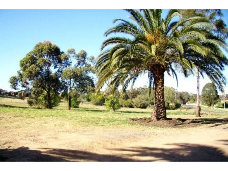 2 Cross Road, Orchard Hills NSW 2748