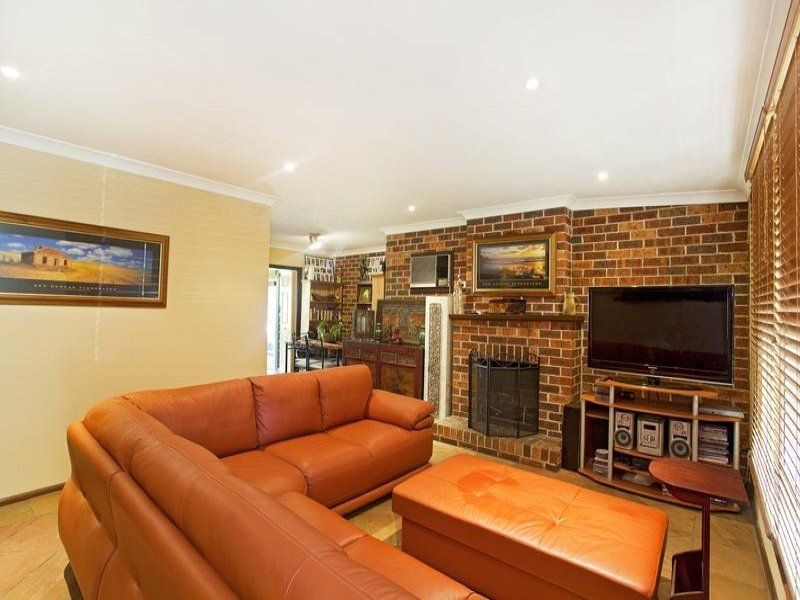 16 Tornado Crescent, Cranebrook NSW 2749